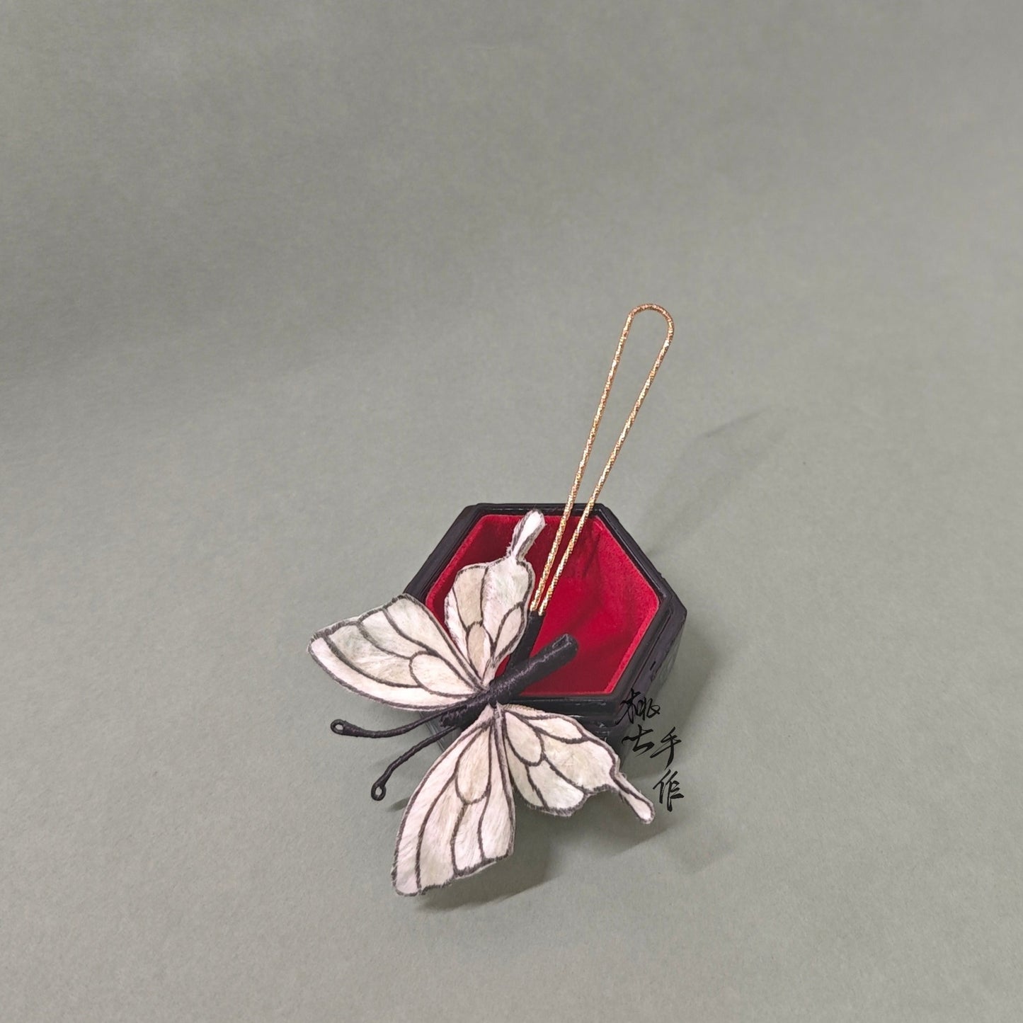Butterfly hairpin mulberry silk flower velvet flower hairpin currently avaiable