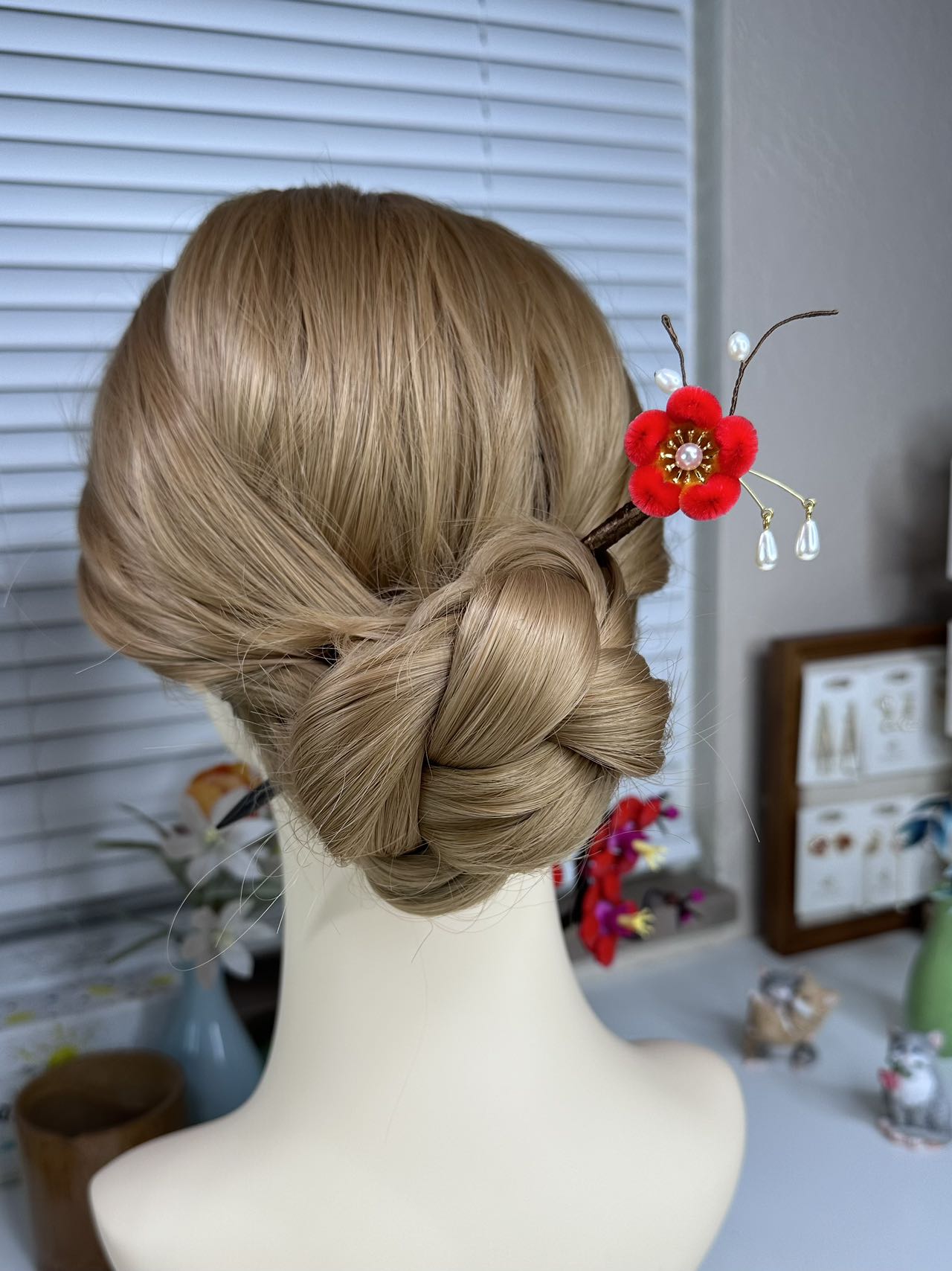 Plum blossom hairpins mulberry silk velvet flower hairpin currently available