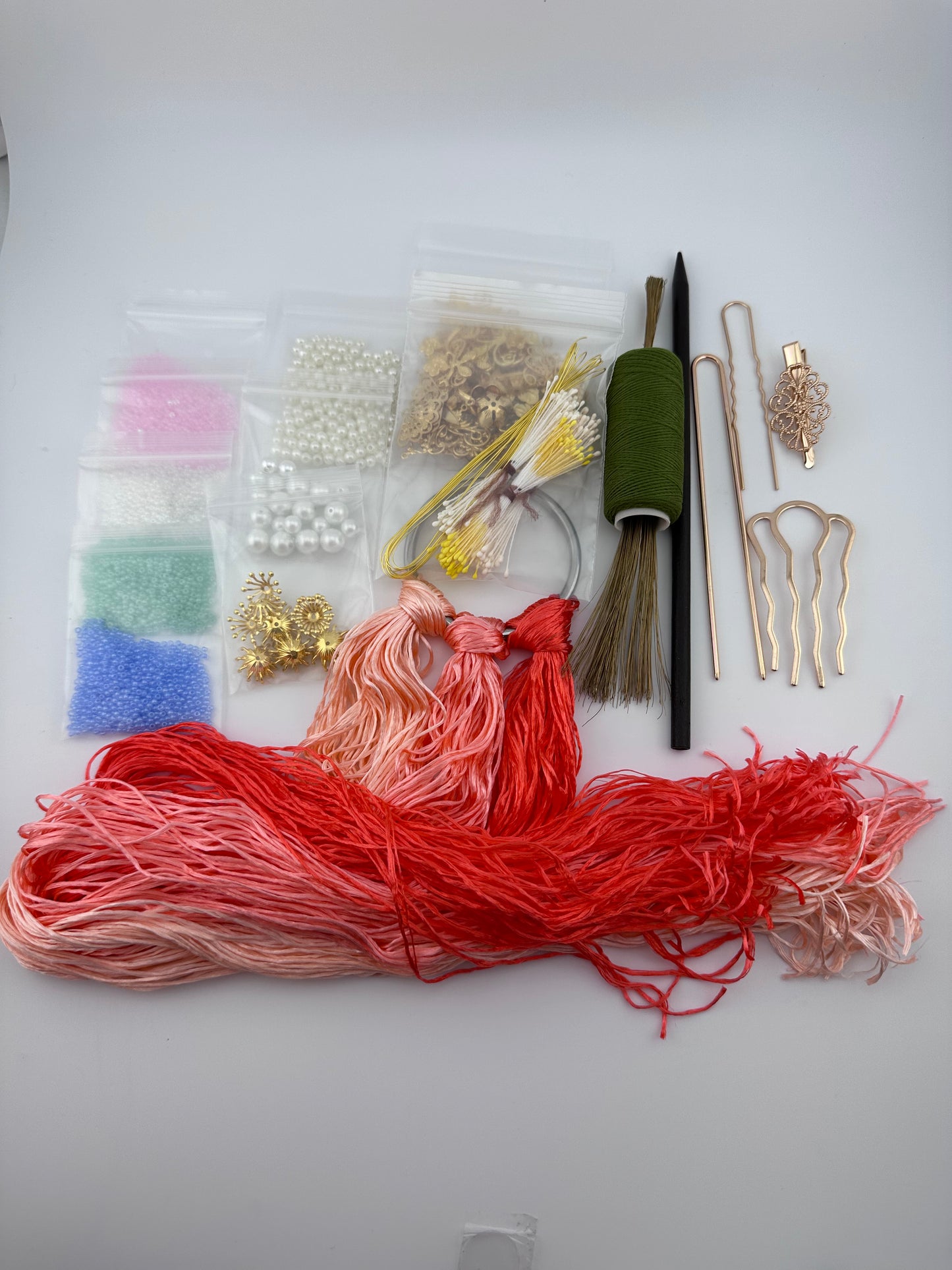 Beginner's kits for making mulberry silk velvet flowers